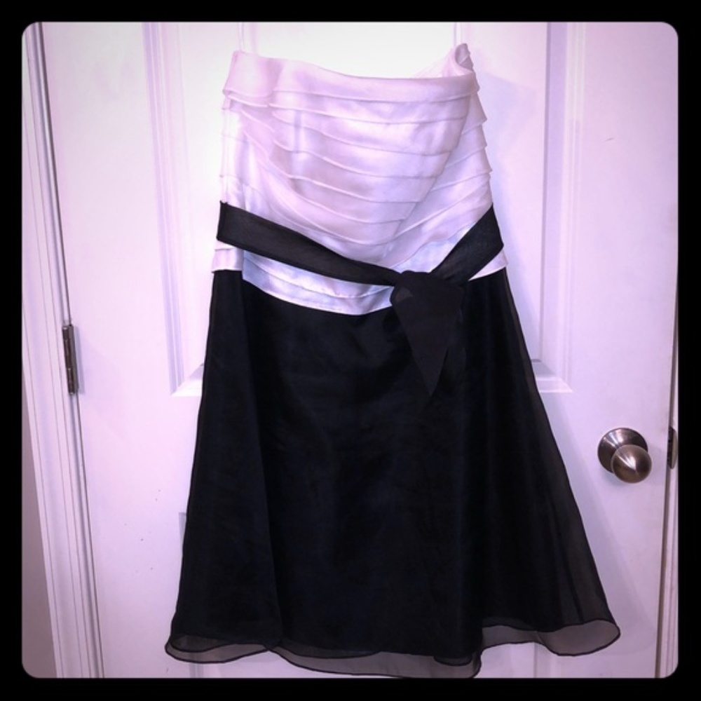Strapless Black and White Cocktail Dress Knee Length
